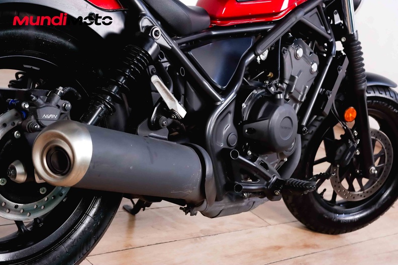 Motorbike image 3
