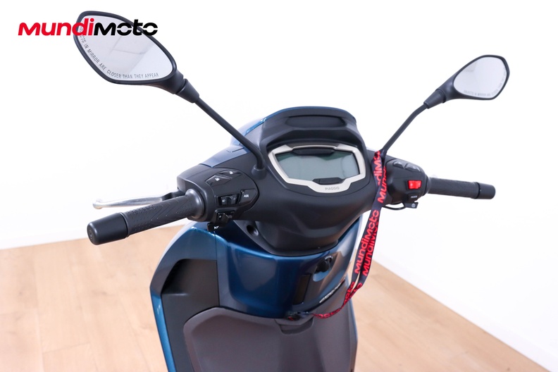 Motorbike image 10
