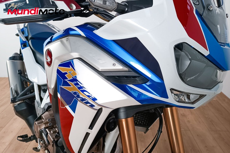 Motorbike image 4