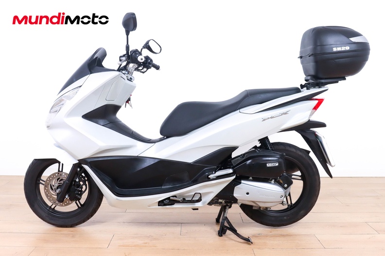 Motorbike image 5