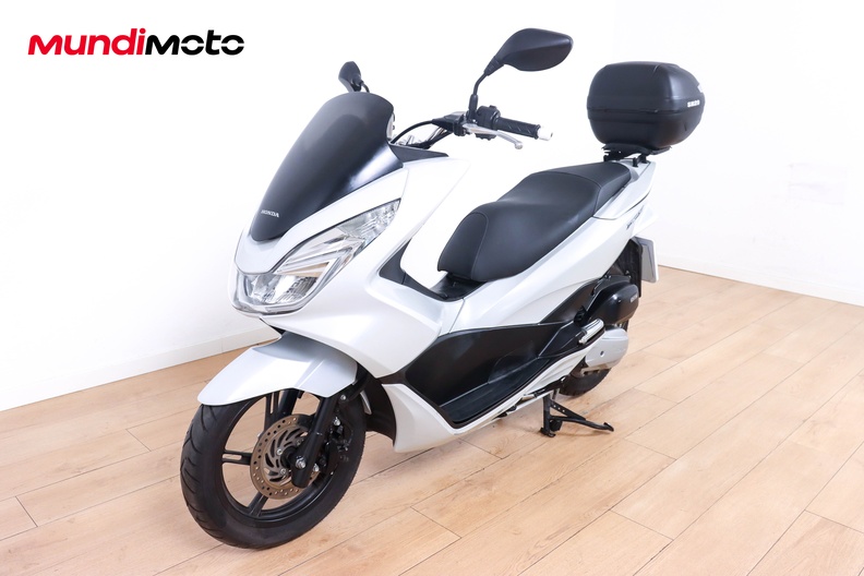 Motorbike image 7