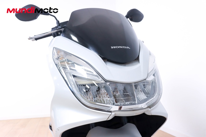 Motorbike image 4