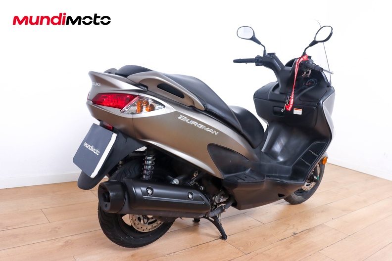 Motorbike image 2
