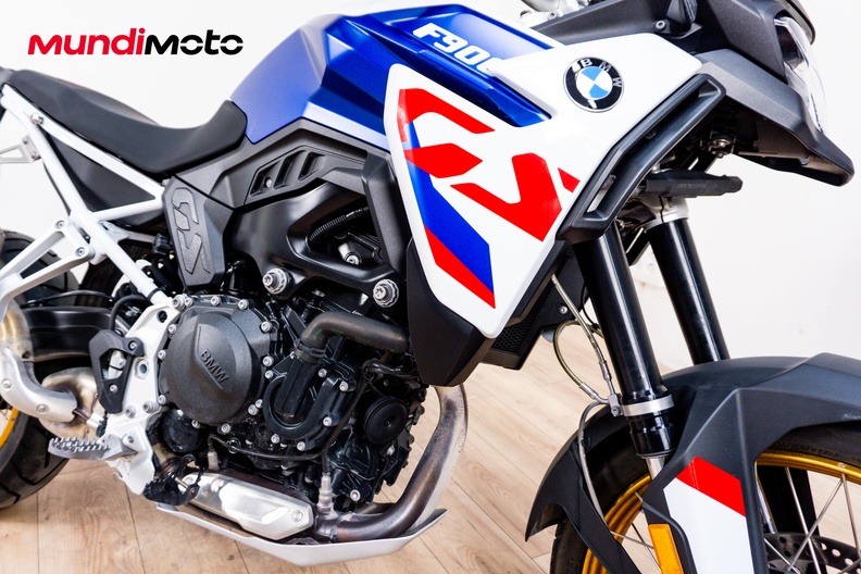 Motorbike image 4