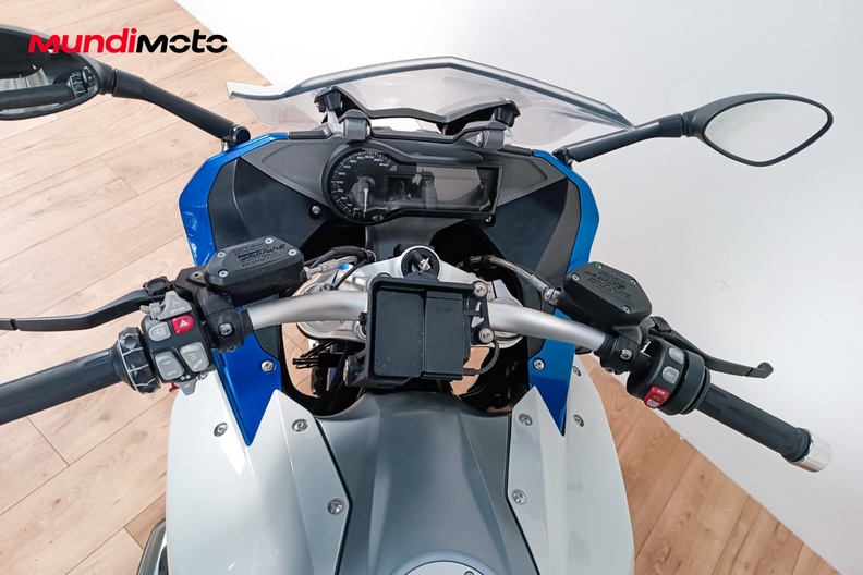 Motorbike image 10
