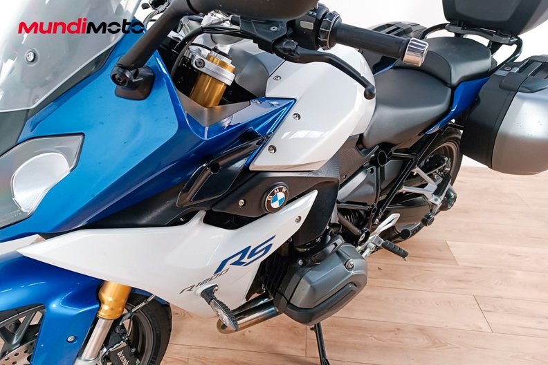 Motorbike image 9