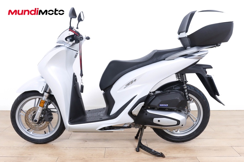 Motorbike image 5