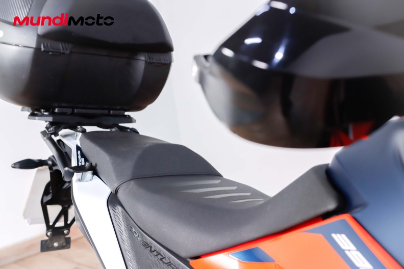 Motorbike image 13