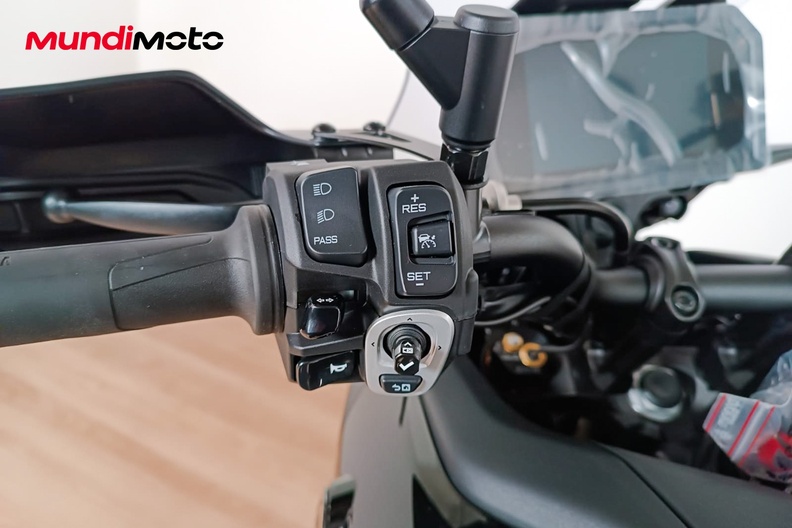 Motorbike image 12