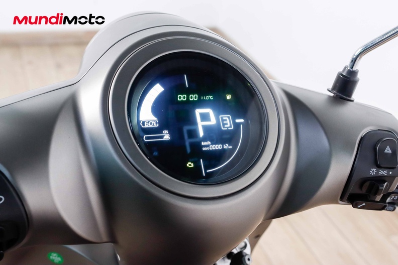 Motorbike image 11