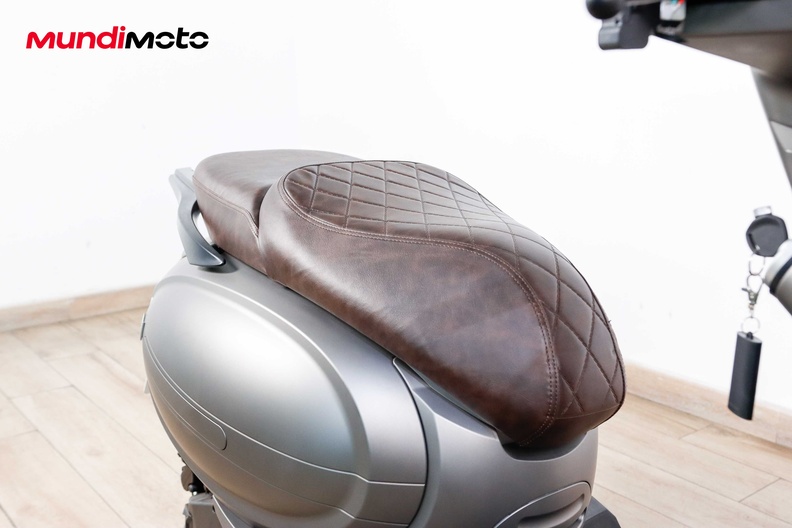 Motorbike image 13