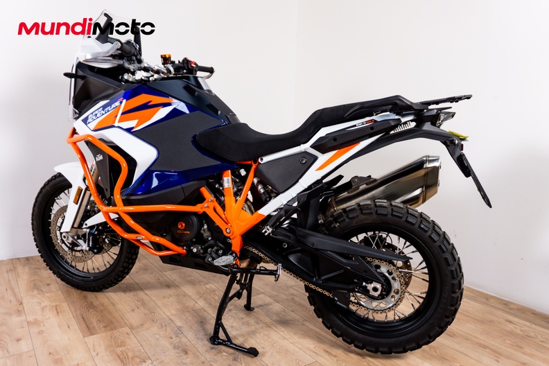 Motorbike image 7