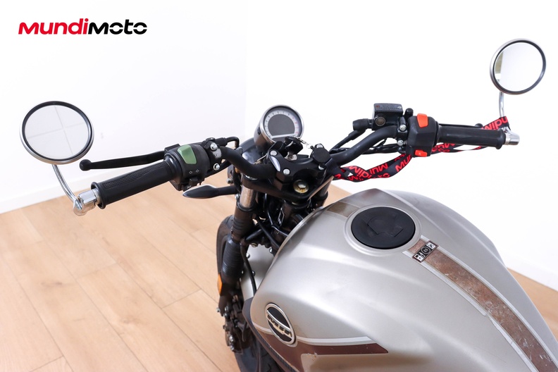Motorbike image 10