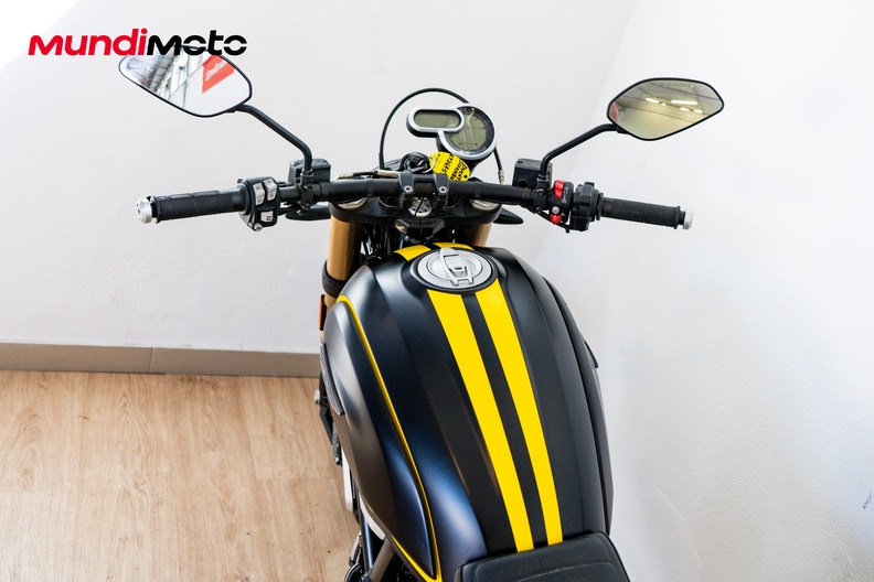 Motorbike image 10
