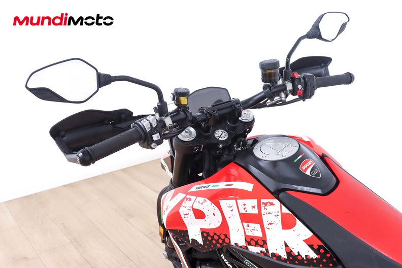 Motorbike image 10