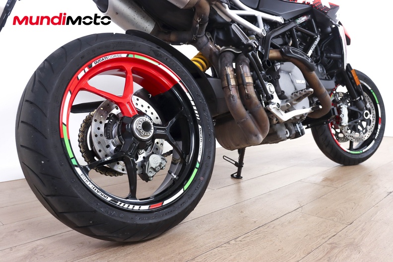 Motorbike image 3