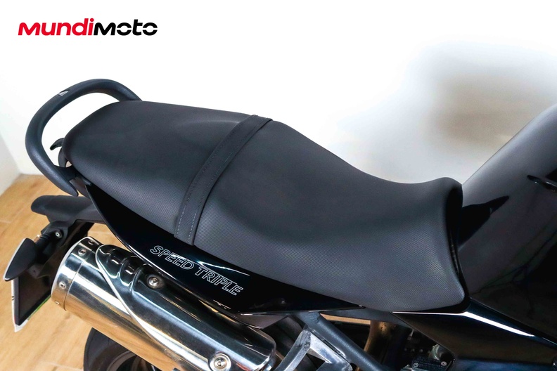 Motorbike image 13