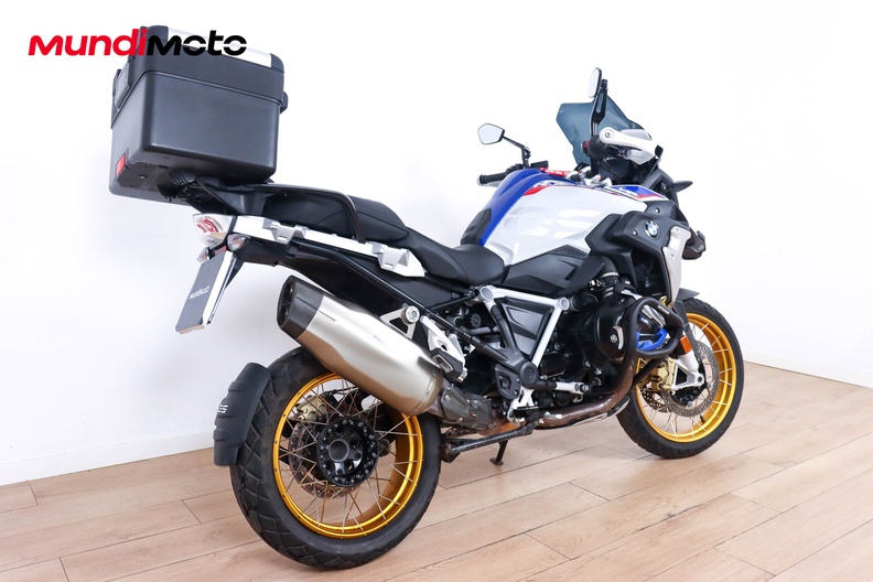 Motorbike image 2