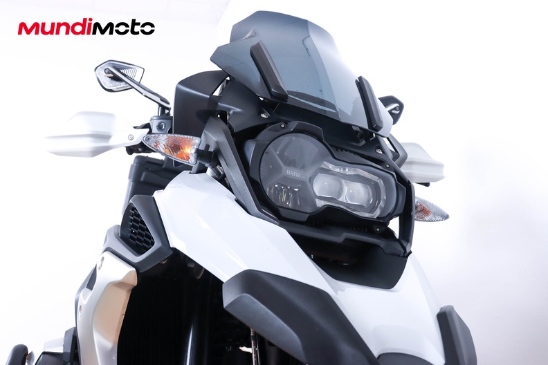Motorbike image 4