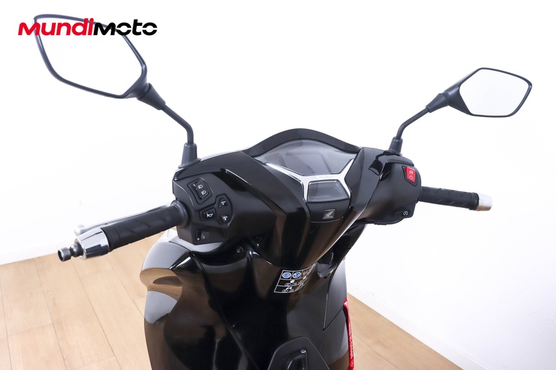 Motorbike image 10
