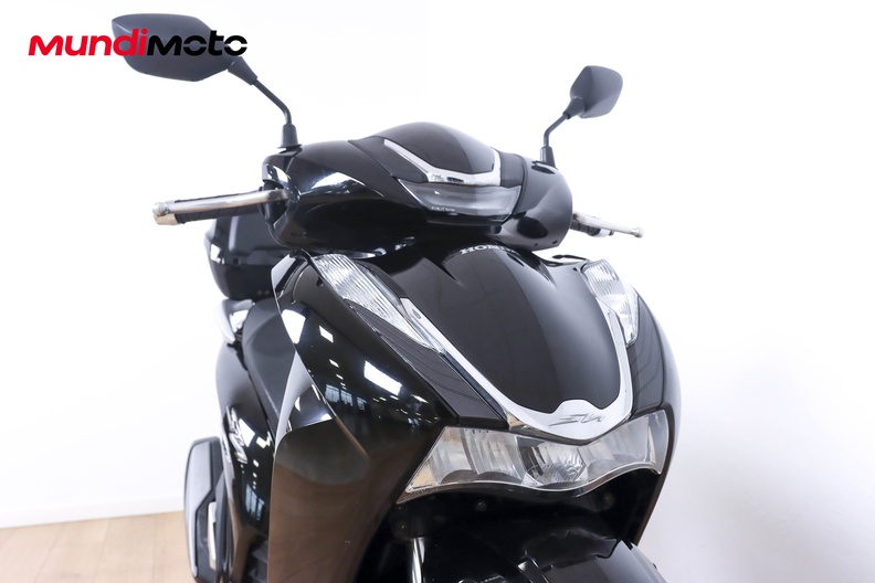 Motorbike image 4
