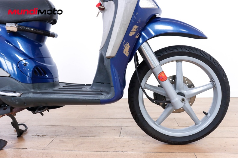 Motorbike image 12