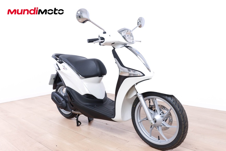 Motorbike image 1