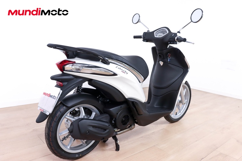 Motorbike image 2