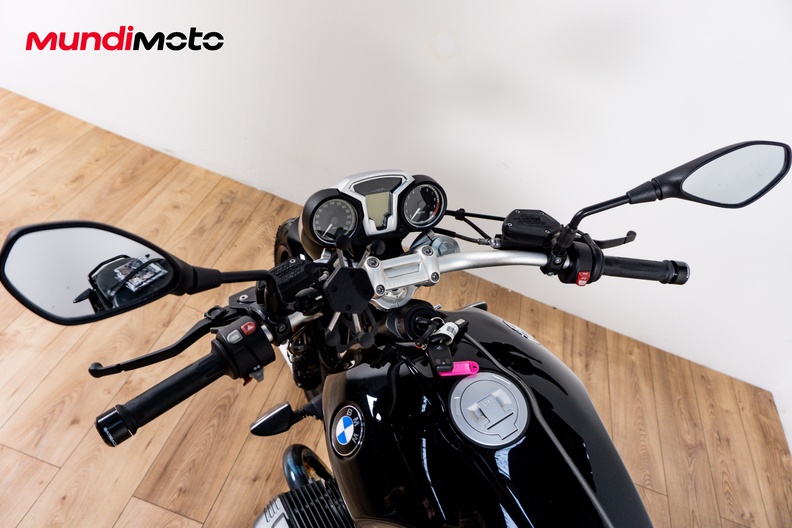 Motorbike image 10