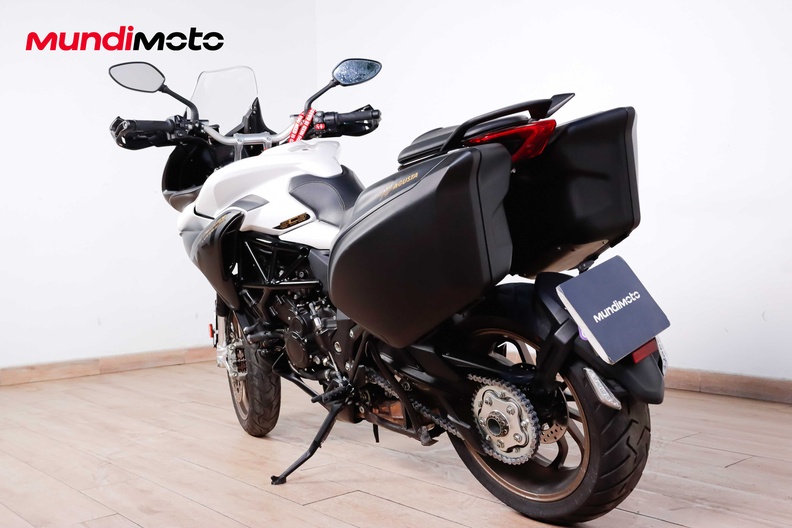 Motorbike image 6