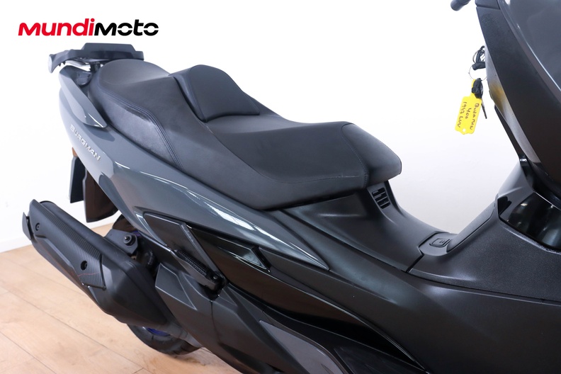 Motorbike image 13