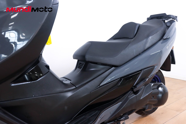 Motorbike image 8