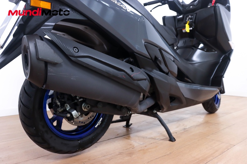 Motorbike image 3