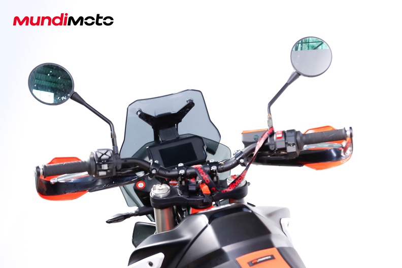Motorbike image 10