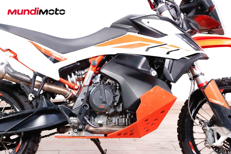 Motorbike image 12