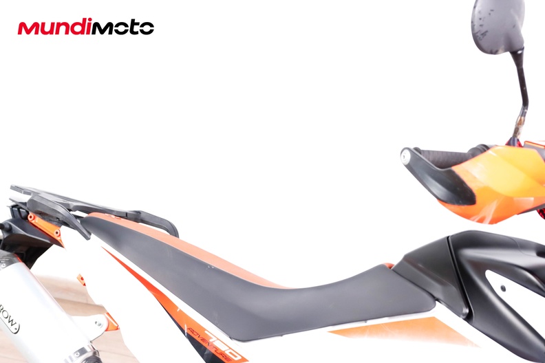 Motorbike image 13