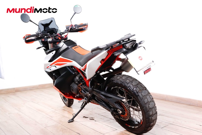 Motorbike image 6