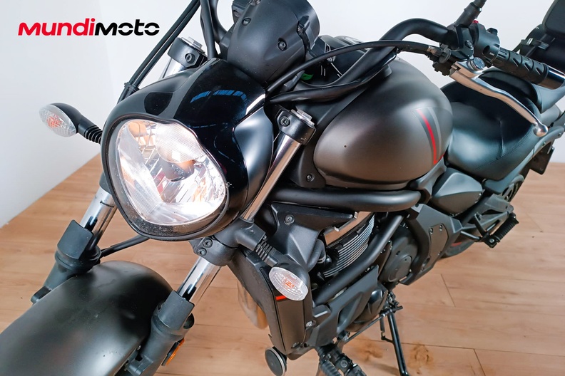 Motorbike image 9