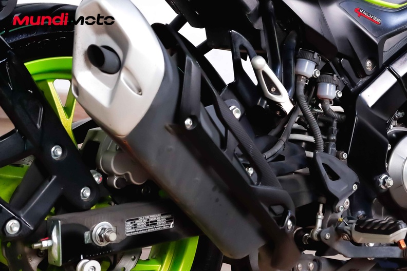 Motorbike image 3