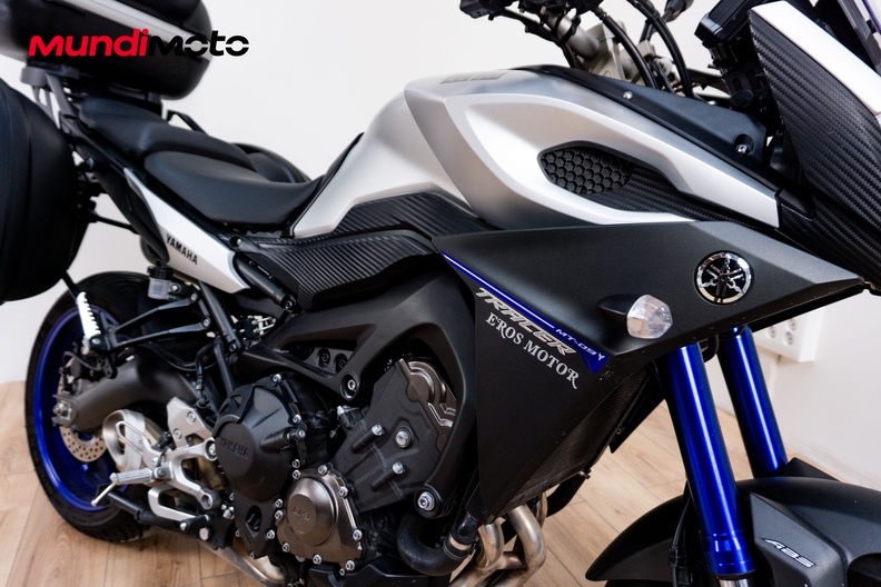 Motorbike image 4
