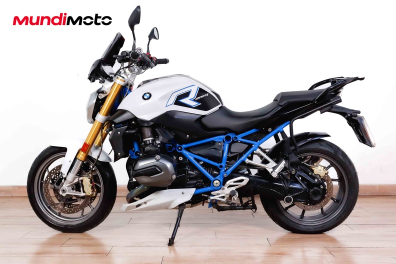 Motorbike image 5