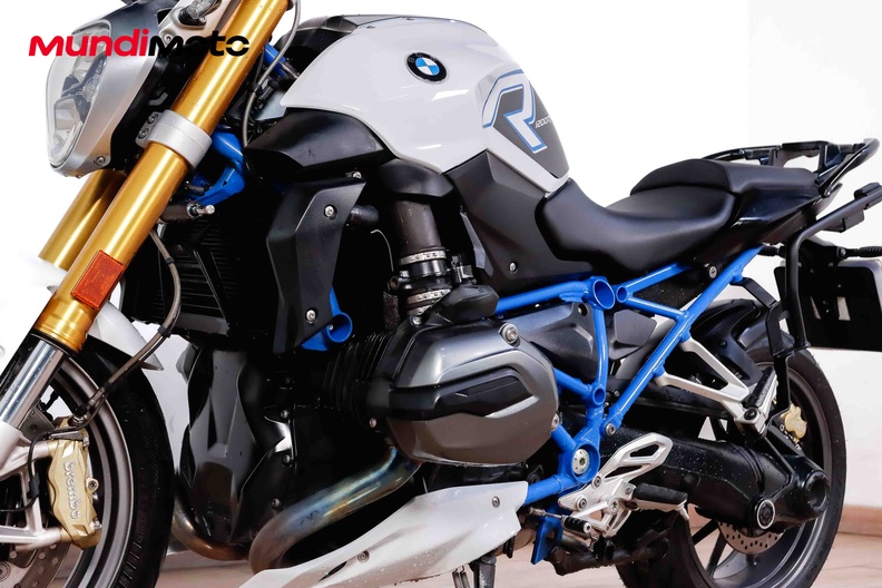 Motorbike image 8