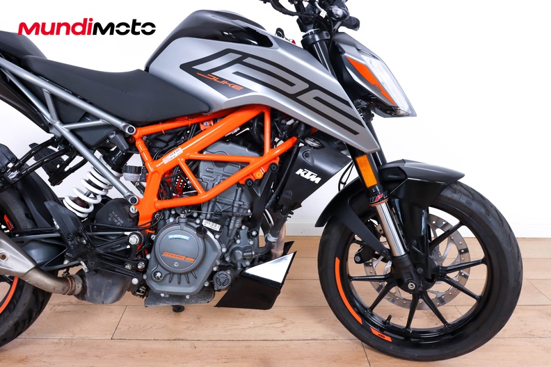 Motorbike image 13