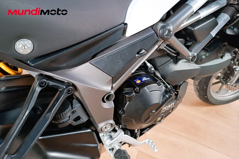 Motorbike image 3