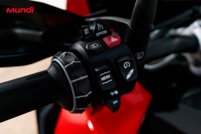Motorbike image 12