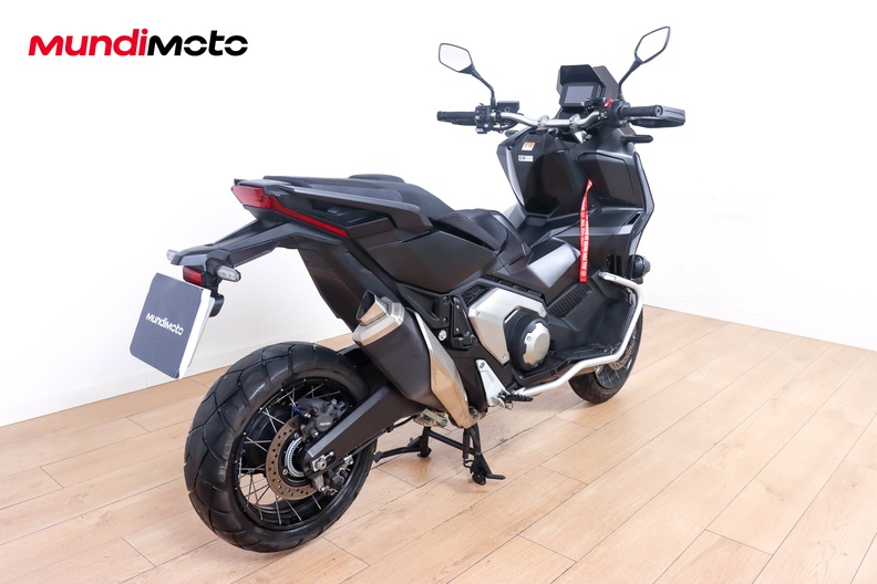 Motorbike image 2
