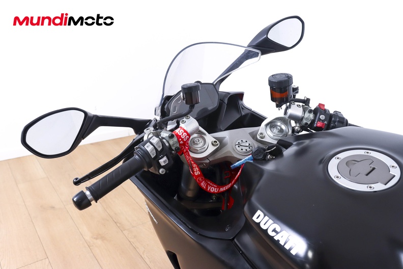 Motorbike image 10
