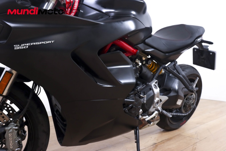 Motorbike image 8