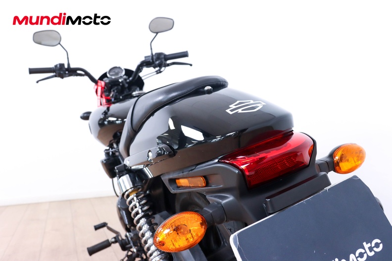 Motorbike image 9