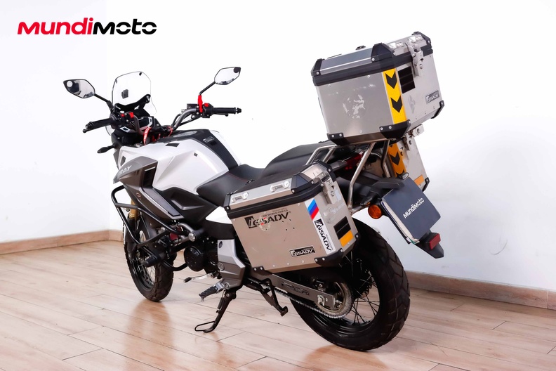 Motorbike image 6